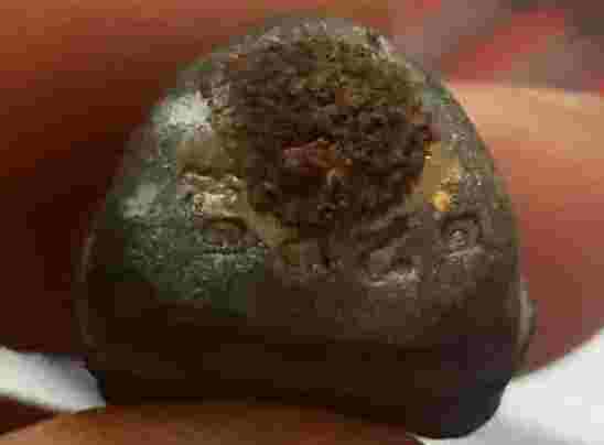 รูปหล่อเบ้าทุบ หลวงปู่หมุน ปี2556 "รุ่นพระดีศรีสะเกษ"สร้าง2,000องค์ หมายเลข1381พร้อมกล่องเดิม