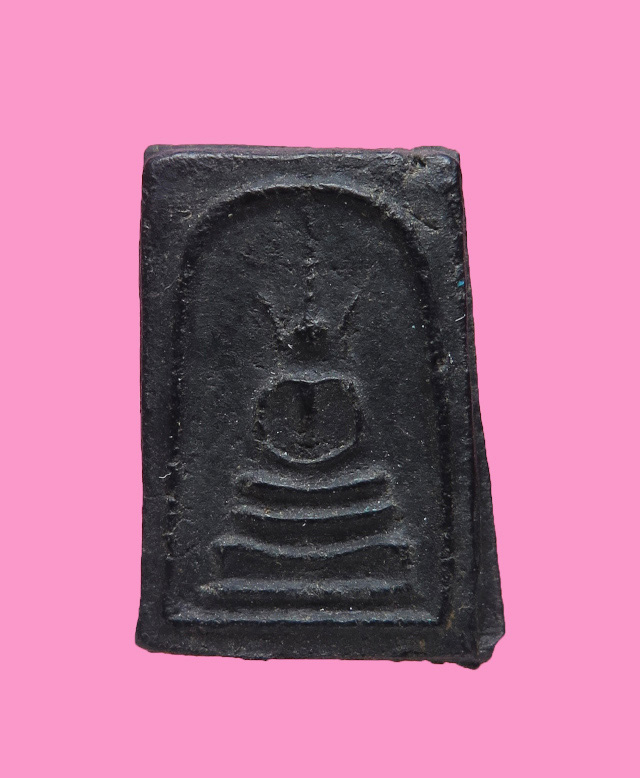 พระสมเด็จพิมพ์คะแนนเกศตุ่ม เนื้อผงใบลาน หลวงพ่อทองอยู่ วัดใหม่หนองพะอง 