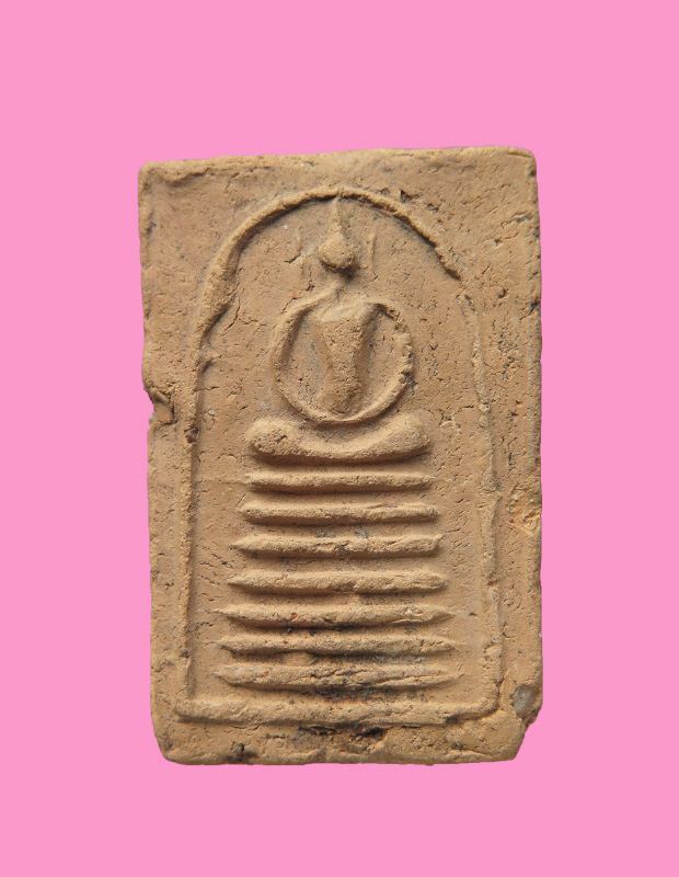 สมเด็จเจ็ดชั้นเนื้อดิน