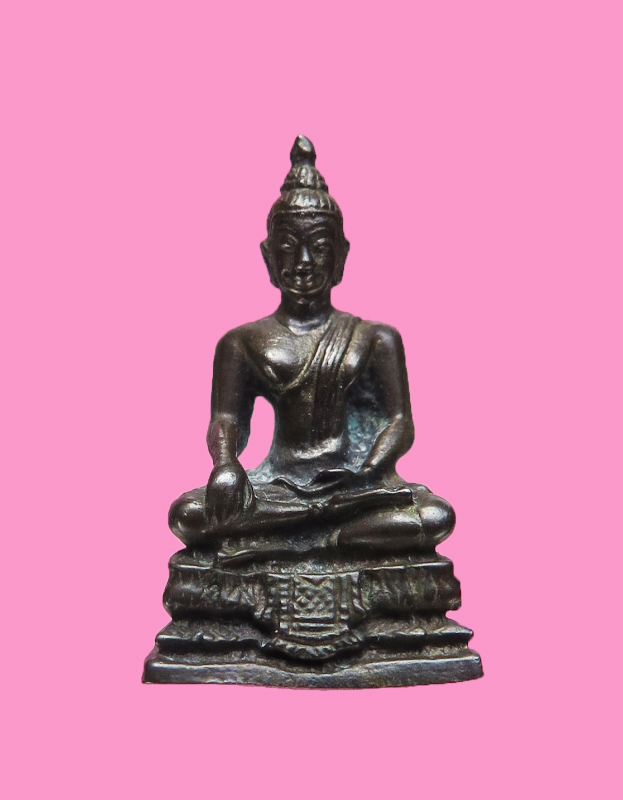 พระชัยวัฒน์หลวงพ่อวัดไร่ขิง ปี2521 เนื้อนวะโลหะ หลวงปู่โต๊ะ/หลวงปู่เพิ่มร่วมปลุกเสก