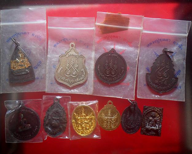 หลวงปู่บุดดาวัดกลางชูศรีเจริญสุข สิงห์บุรี พระที่หลวงปู่ดู่ วัดสะแกยังยกย่องท่านว่าเป็นพระอรหันต์ 2