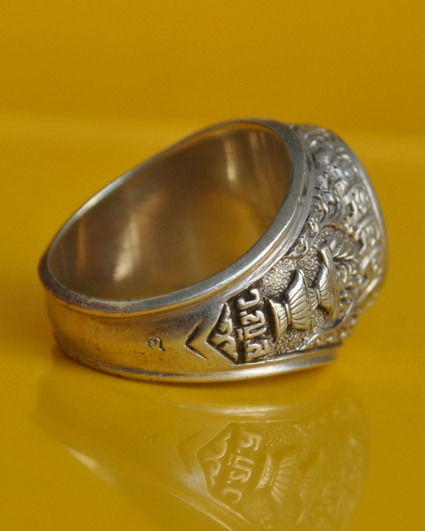 แหวนลงยารูปเหมือน หลวงปู่ชื้น วัดญาณเสน