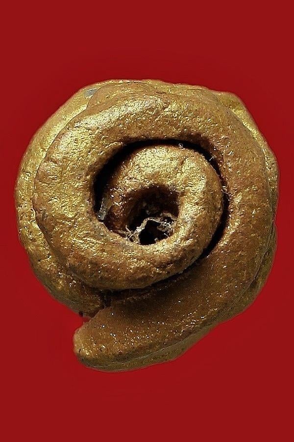 ลูกอมม้วนพระสิวลี