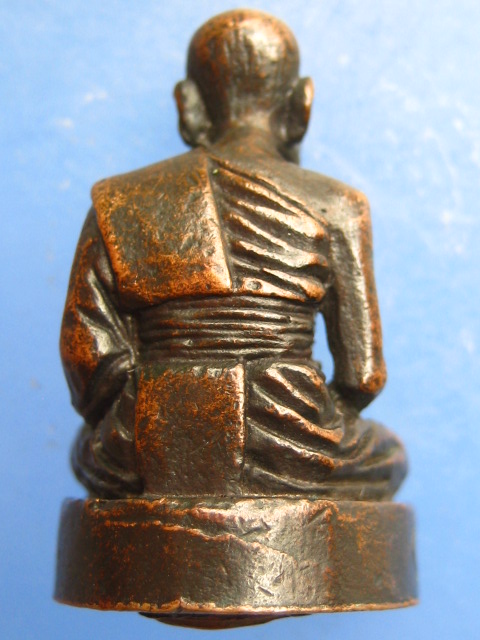 รูปหล่อ หลวงพ่อสมคิด วัดเขาช่องเสด็จ กาญจนบุรี