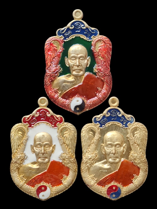 เคาะแรกแดง..พยัคฆ์เจ้าพระยา ๒๕๖๓..ทองทิพย์ลงยา ๓ เหรียญ..ล.พ.พัฒน์ วัดห้วยด้วน จ.นครสวรรค์