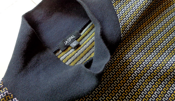 เสื้อ JASPAL ของแท้ ลายหรู เบอร์ L , รับลมหนาวหรือใส่ไปนอกเป็นลองจอนหรือฮีทเทค ลายและเนื้อผ้าสวย