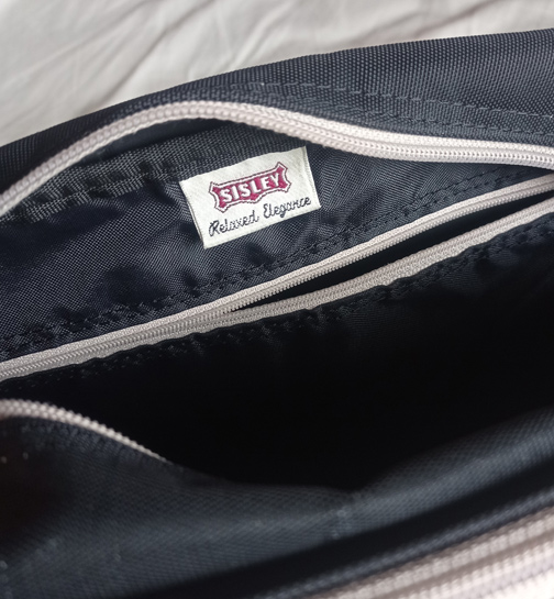 Rare items ตัวหายาก กระเป๋าสะพาย SISLEY ของแท้ ใช้ได้ทั้งชายหญิง ทรงสวยดูดีมาก