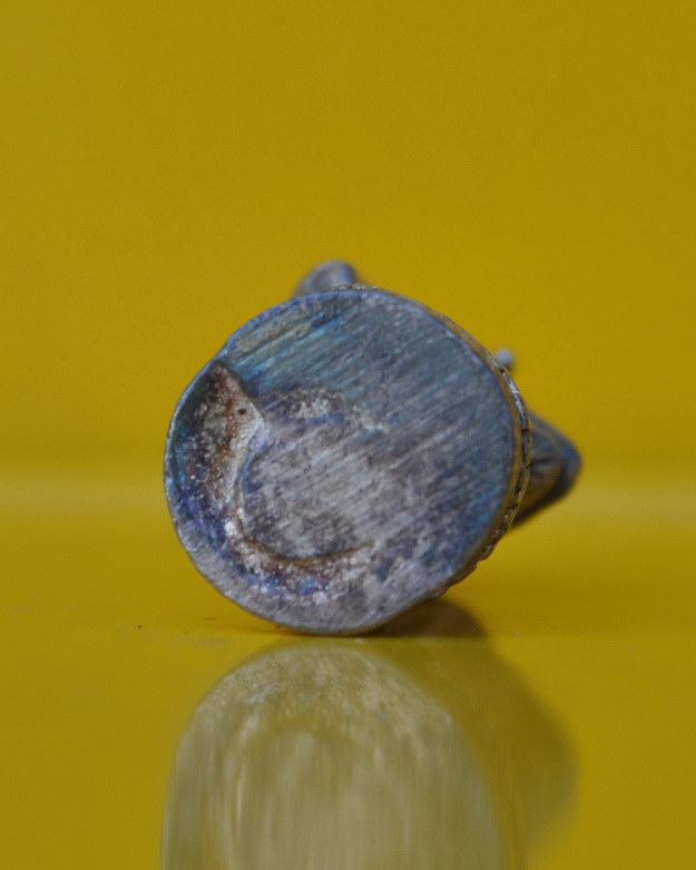 รูปหล่อเนื้อเงิน รุ่น อำนวยพร หลวงพ่อคูณ ปริสุทโธ