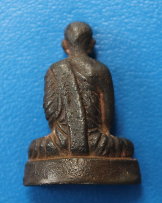 รูปเหมือนหลวงพ่อคำ วัดหนองแก 