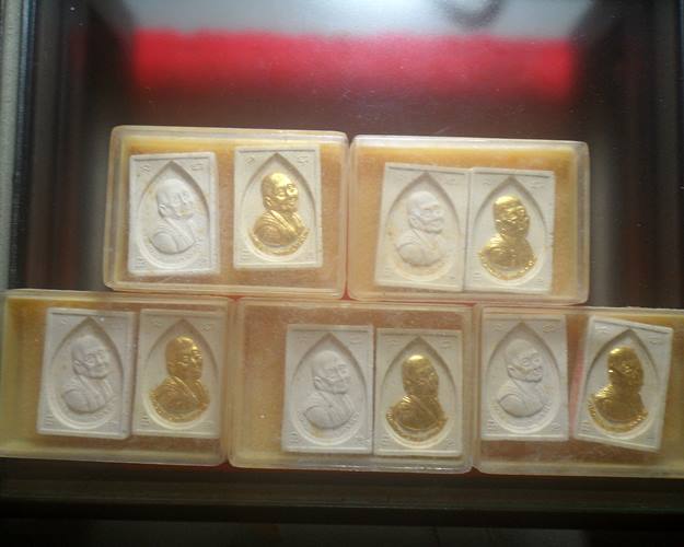 ผงหลวงปู่บุดดาวัดกลางชูศรีเจริญสุข สิงห์บุรีพระที่หลวงปู่ดู่ วัดสะแกยังยกย่องท่านว่าเป็นพระอรหันต์13