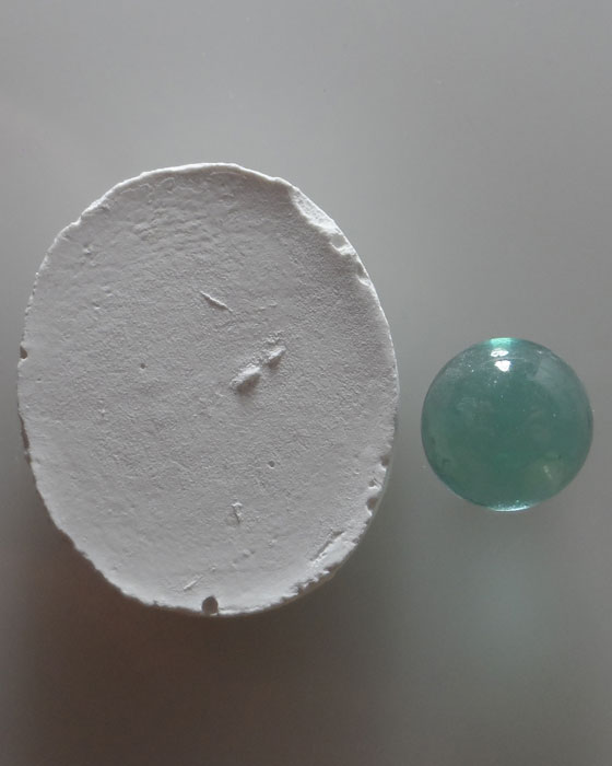 พระผงจักรพรรดิ์ (พิมพ์หลวงปู่ทวด) + ลูกแก้ว หลวงตาม้า วัดถ้ำเมืองนะ จ.เชียงใหม่