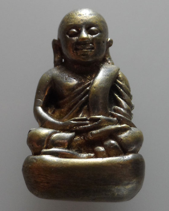 หลวงพ่อเงิน (2)