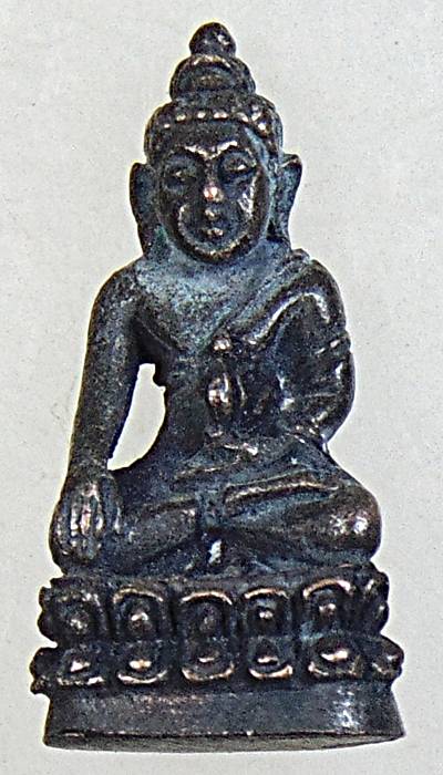 ๒๐ พระชัยวัฒน์