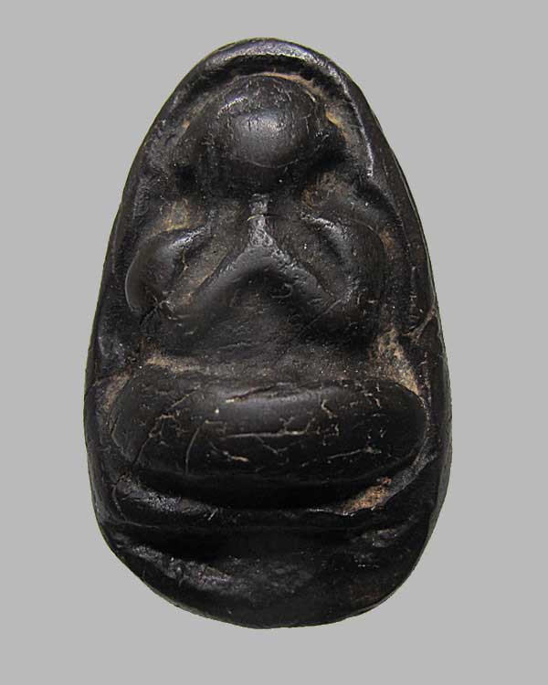 พระปิดตาหลวงปู่จีน พิมพ์แข้งหมอนใหญ่เนื้อคลุกรัก วัดท่าลาด จ.ฉะเชิงเทรา