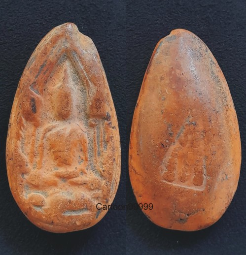 พระขุนแผนไข่ผ่า หลวงพ่อถิร วัดป่าเลไลย์ สุพรรณบุรีครับ ยุคต้น อีกพิมพ์หายากครับ สวย เดิมครับผม