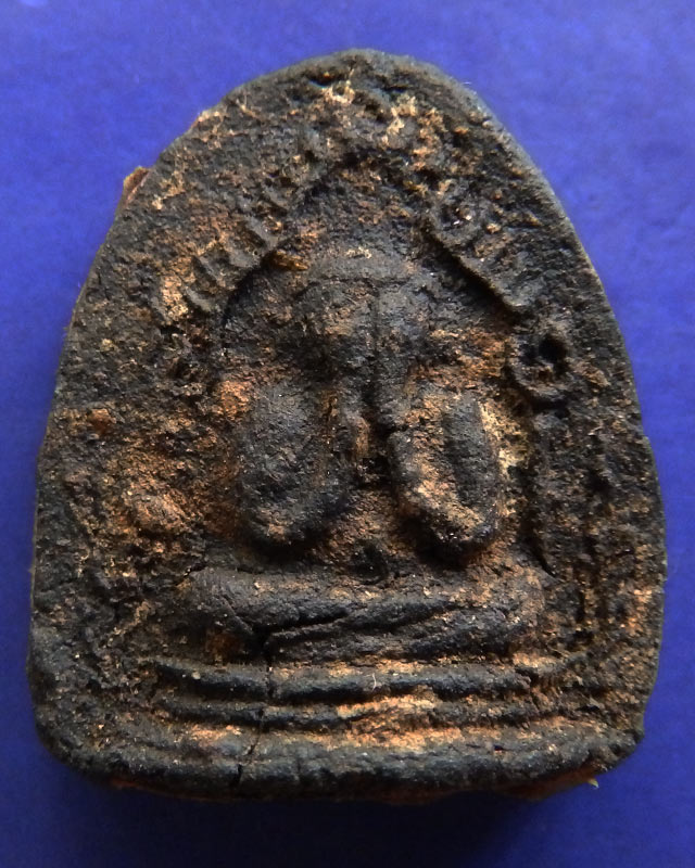 หายาก..ปิดตาเจ้าคุณศรี วัดอ่างศิลา พิมพ์ซุ้มเรือนแก้ว หลังยันต์กระบองเล็ก เนื้อผงคลุกรัก