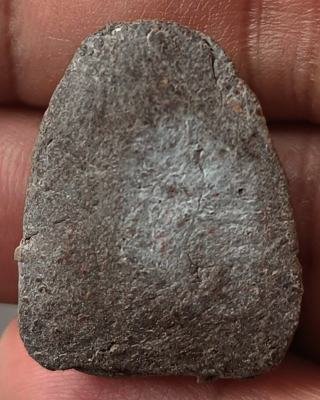 ปิดตารุ่นแรกท้องอุ เนื้อผงว่านผสมน้ำนมควาย หลวงพ่อเขียว วัดหรงบล จ.นครศรีธรรมราช พ.ศ. 2510 (B11)