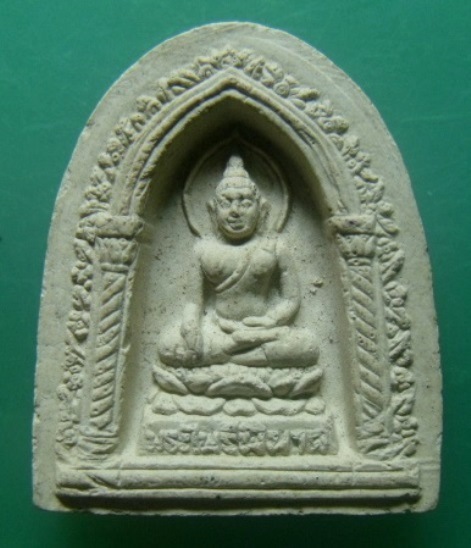 **เบาๆ**พระไพรีพินาศ เนื้อผง หลังยันต์ วัดบวรฯ พิมพ์ใหญ่ เนื้อผงเกสร ปี ๒๕๓๐**สวยๆ เชิญชมครับ