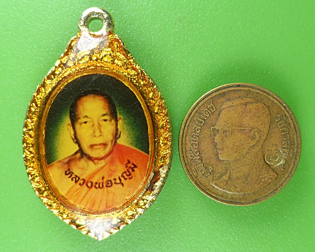 ล็อกเก็ตหลวงพ่อบุญมี วัดร่องคำ กาฬสินธุ์ .B621.