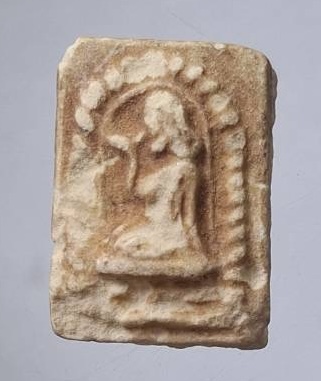 แม่นางกวัก หลวงพ่อกวย วัดโฆสิตาราม จ.ชัยนาท เนื้อผงน้ำมัน พิมพ์นิยม