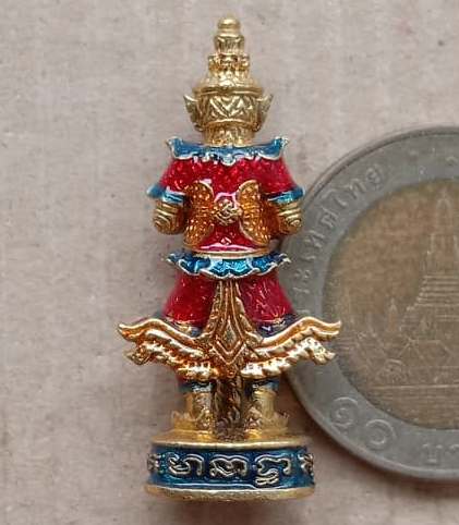 ท้าวเวสสุวรรณหลวงปู่รอด วัดโคกกรม จ.สุรินทร์ ปี2563 รุ่นรวยทันใจ เนื้อทองทิพย์ลงยา เลข25+กล่อง