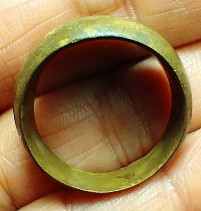 *แหวนปลอกมีด รุ่น๓ ปี๒๕๓๒ ยันต์นะจม หลวงปู่ดู่ วัดสะแก เนื้อทองเหลือง*