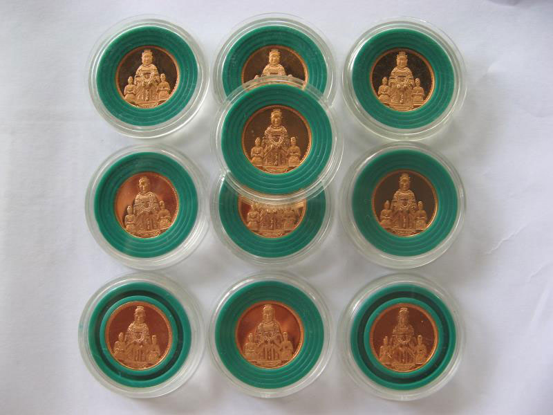 $ เหรียญรุ่นฉลองเปิดศาลกะแดะ สุราษฎร์ธานี ปี ๒๕๓๙ ( แบบที่ ๒ เคาะเดียว ๑๐ เหรียญครับ )