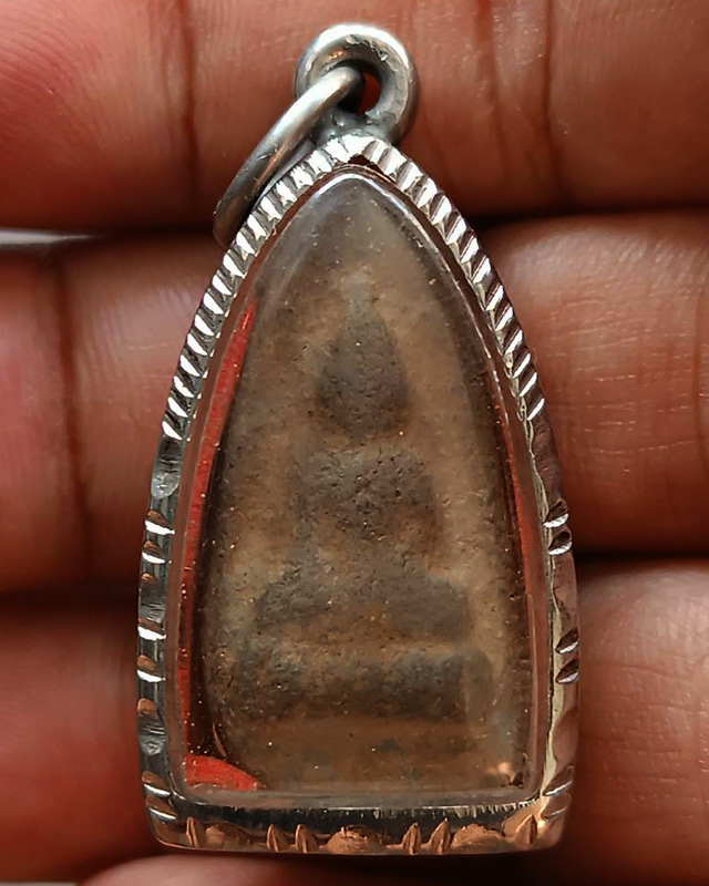 พระเนื้อดิน พิมพ์นาง ขนาดสูง 3.1 ซ.ม. พระบ้านเก่าเก็บหลายสิบปี ไม่ทราบเกจิสร้าง ตลับพร้อมใช้