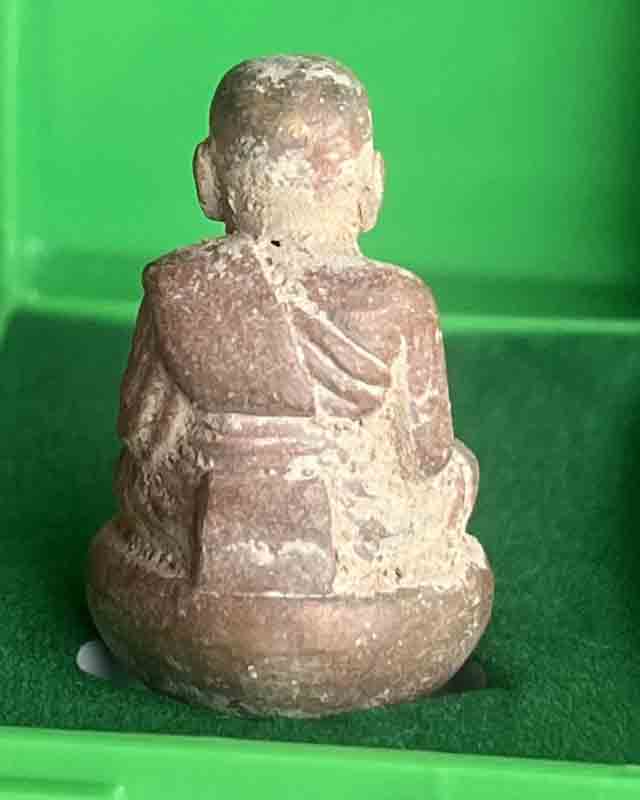 รูปหล่อทวดพัฒน์ ๑๐๐ ปี รุ่นแรก หลวงพ่อพัฒน์ วัดห้วยด้วน นครสวรรค์