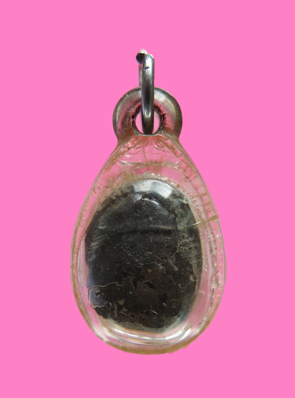 พระเนื้อดิน พิมพ์เม็ดน้อยหน่า ไม่ทราบกรุ