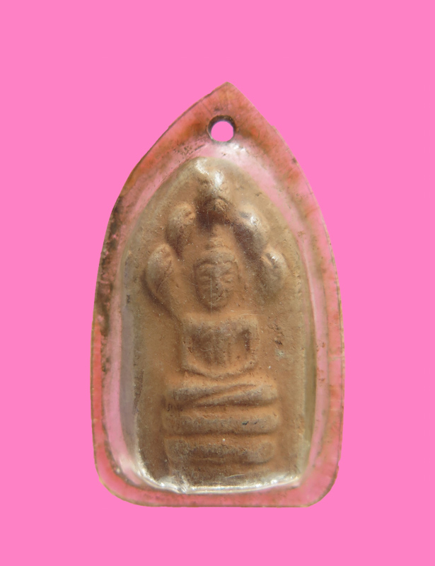 พระนาคปรก เนื้อดิน เลี่ยมเก่า