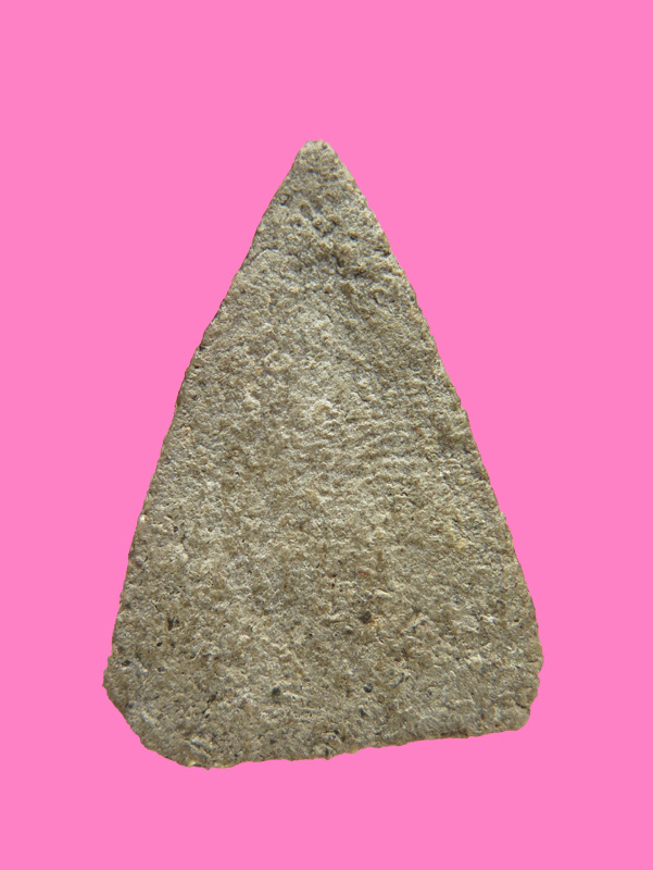 พระสมเด็จหน้าจั่ว เนื้อผงผสมว่าน เก่า