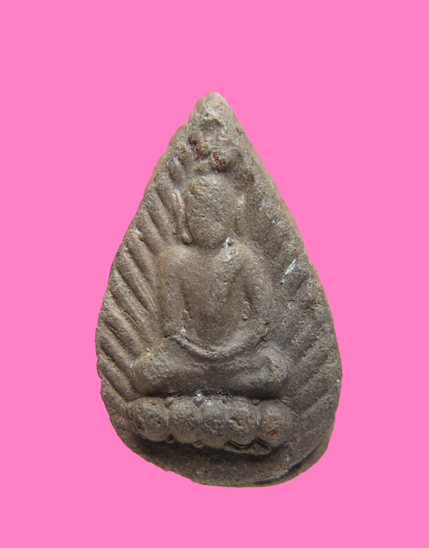 พระกลีบบัว เนื้อดิน เก่า