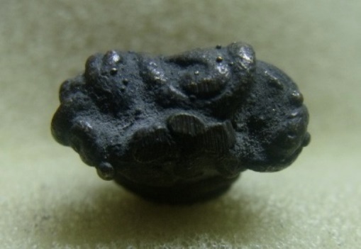 **เบา​ๆ​**พระปิดตาหล่อโบราณ หลังยันต์ เนื้อทองผสม เก่าๆ เนื้อจัด ไม่ทราบที่**สวยๆ เชิญชมครับ