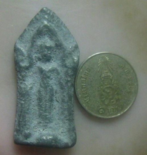 **เบา​ๆ​**พระร่วงยืนซุ้มประตู เนื้อชินตะกั่ว หล่อเก่า ไม่ทราบที่**สวยๆ เชิญชมครับ  