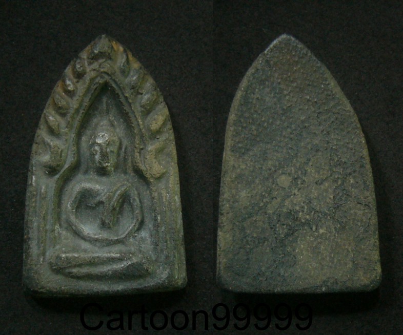 ขุนแผนปลัดทวี พิมพ์สมาธิครับ องค์นี้เนื้อดำ หายากสุดๆ ครับ เปิดเบา ๆ ครับผม