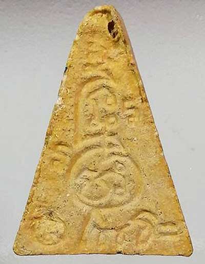 *พิมพ์ผงสุพรรณฯ เนื้อผง ปี๒๕๑๒ หลวงพ่อฑูรย์ วัดโพธินิมิตร *