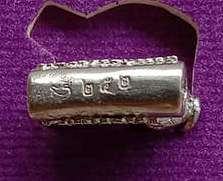 ตะกรุดเสือหมอบ “รวยทันใจ” หลวงพ่อสุพจน์ วัดห้วงพัฒนา จ.ตราด ปี2563 เนื้อทองขาว หมายเลข242+กล่อง