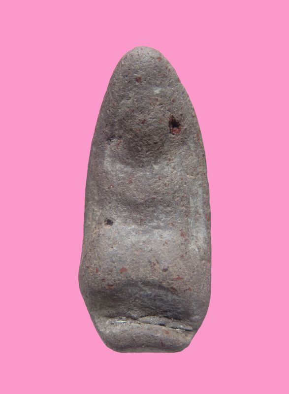 พระพิมพ์ถ้ำเสือ เนื้อดิน หลังจารเปียก