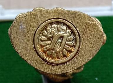 พระกริ่งชินบัญชร รุ่นแรก หลวงพ่อทอง สุทธสีโล วัดบ้านไร่ นครราชสีมา ปี2559 เนื้อทองทิพย์ เลข49+กล่อง