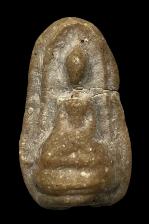 "เคาะเดียว" พระรอด เนื้อผงน้ำมัน หลวงพ่อกวย วัดโฆสิตาราม ชัยนาท สวยมากๆ