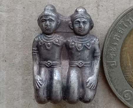 กัณหา-ชาลี หลวงปู่หลิว วัดไร่แตงทอง จ.นครปฐม ปี2536 เนื้อทองแดง พิมพ์กำไลตรง