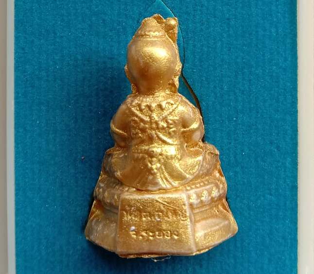 กุมารทองแก้วมณีเทพ(รุ่นแรก)หลวงพ่อสิน วัดละหารใหญ่ จ ระยอง ปี2548 ที่ระลึกวาระทอดฐิน๕๘ +กล่อง