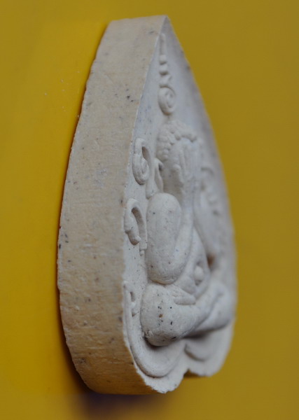 ปิดตาใบโพธิ์รุ่นแรก หลวงปู่หลวง วัดคีรีสุบรรพต 