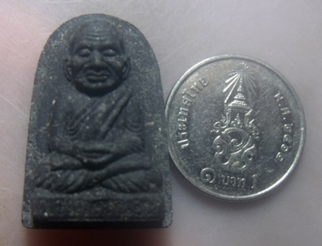 **เบาๆ**หลวงพ่อทวดหนอน เนื้อว่าน หลังยันต์อุ อ.ทอง สำเภาเชย จ.ปัตตานี**สวยๆ