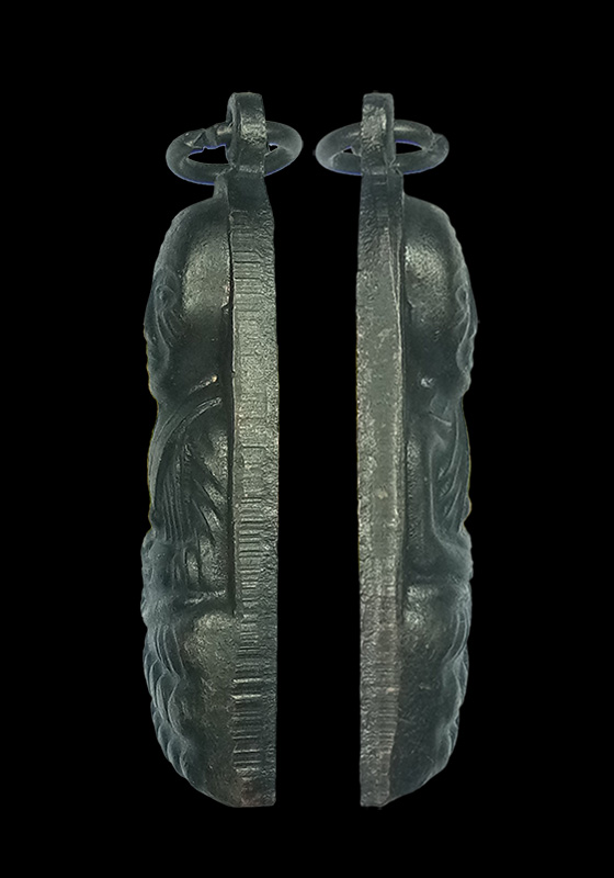 พระหลวงปู่ทวดพิมพ์เตารีด(มีหู) หลังตัวหนังสือพิมพ์ใหญ่(แจกปีนัง/มาเลเซีย) เนื้อทองแดง ปี2524