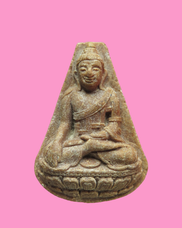 พระพุทธเนื้อผงน้ำมัน หลังลายผ้า สวย