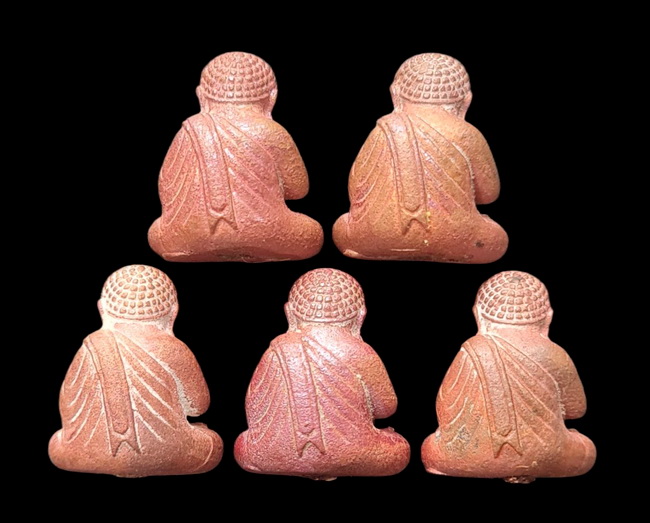 เคาะแรกแดง..พระปิดตาสิริคุตโต ๒๕๖๖..เนื้อทองแดง รวม ๕ องค์..ลป.อุดมทรัพย์ วัดเวฬุวันฯ ศรีสะเกษ 