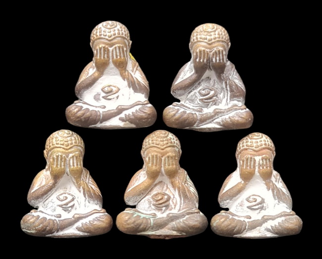 เคาะแรกแดง..พระปิดตาสิริคุตโต ๒๕๖๖..เนื้อชนวน รวม ๕ องค์..ลป.อุดมทรัพย์ วัดเวฬุวันฯ ศรีสะเกษ