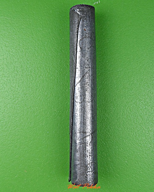 ตะกรุดมหาตัน หลวงปู่สิงห์ วัดบ้านขี้เหล็ก ศรีสะเกษ .D349.